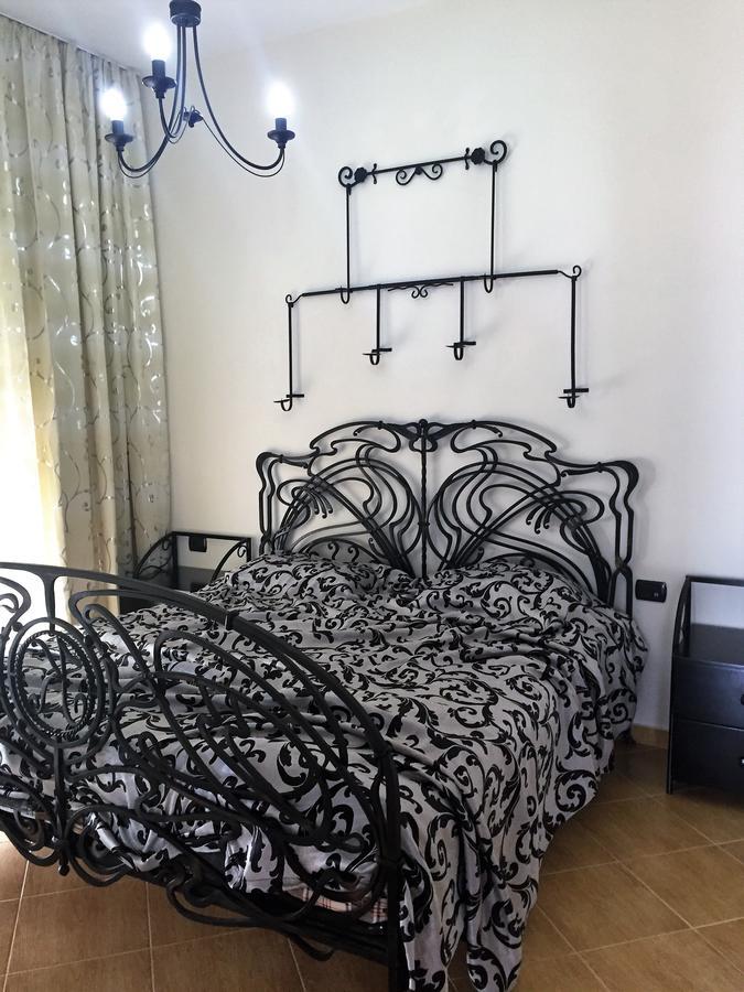 Royal King And Queen Apartment For Luxury Life Σαράντα Εξωτερικό φωτογραφία